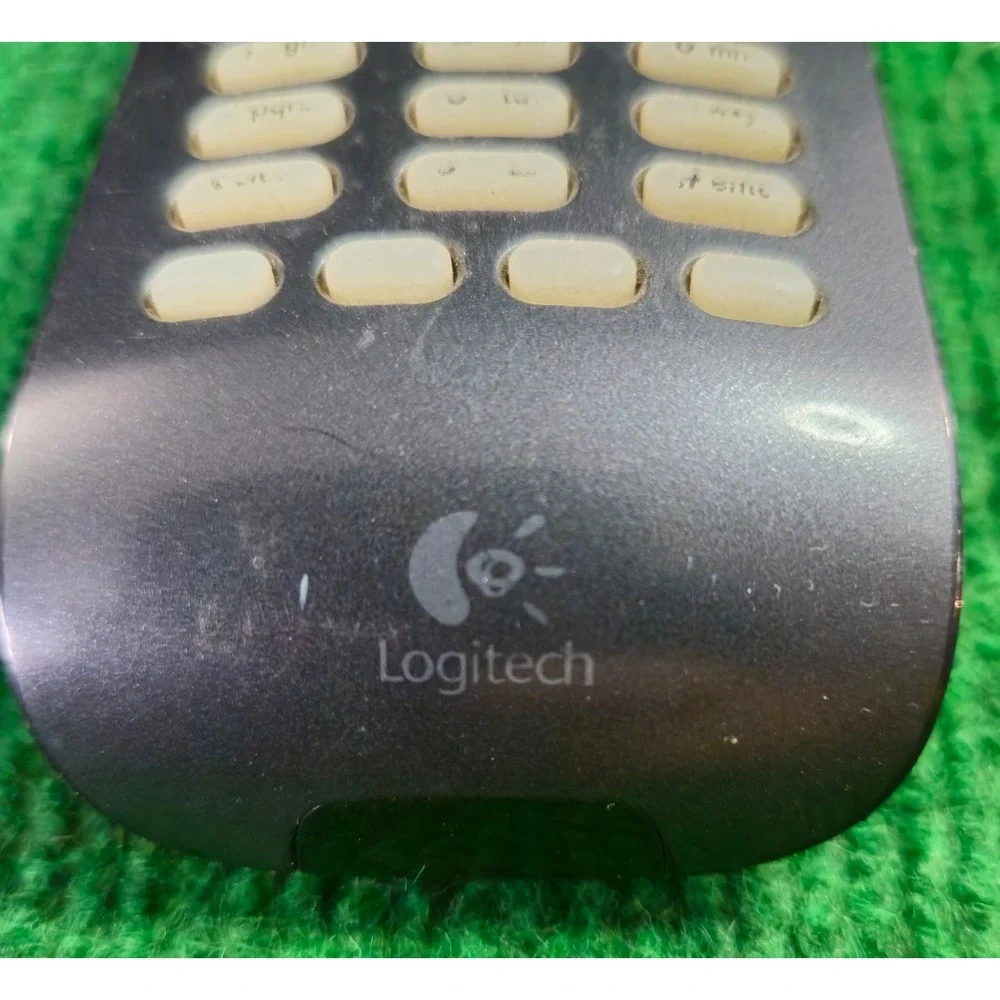 Logitech Harmony 510 Universal Remote Control Programmable LCD‎ Screen
